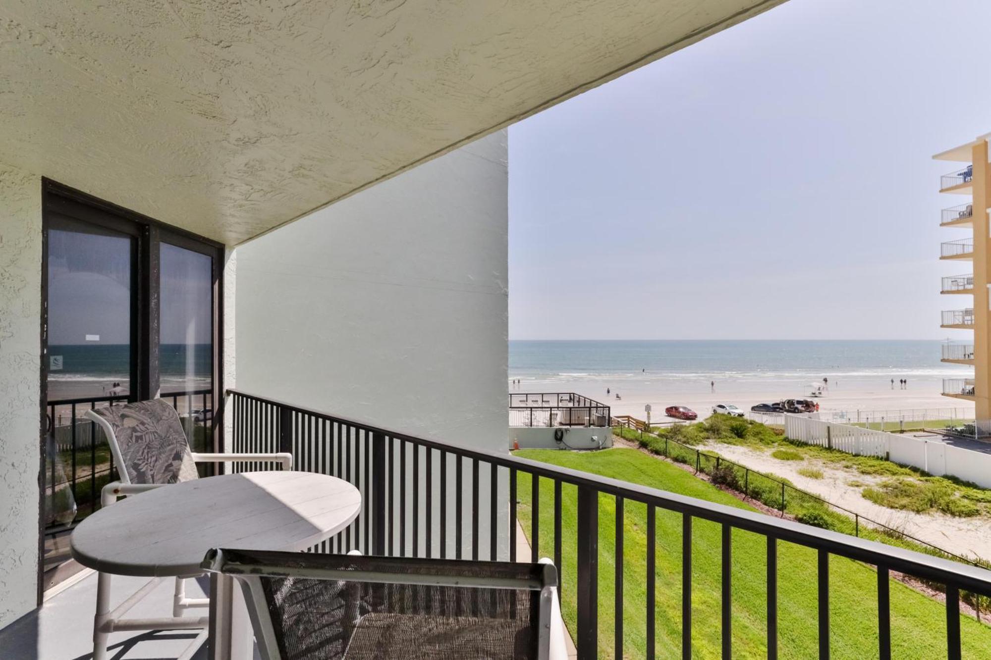 1 Bedroom -1 Bath With Ocean Views At Ocean Trillium 302 New Smyrna Beach Exteriör bild